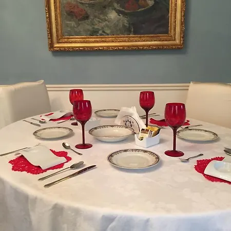 A Casa Dell'antiquario Bed & Breakfast