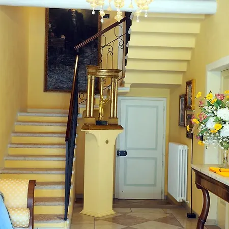 A Casa Dell'antiquario Bed & Breakfast