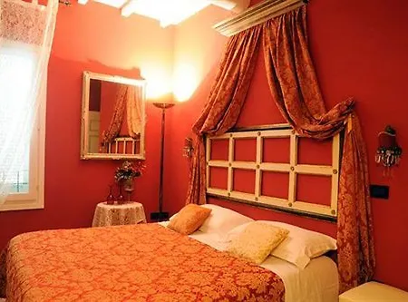 Bed & Breakfast A Casa Dell'antiquario 2*